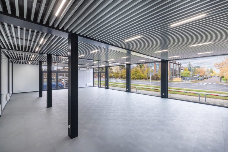 modułowy salon samochodowy